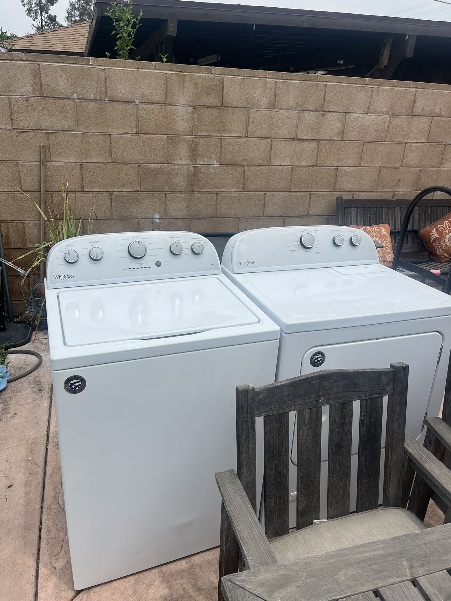 Whirlpool Washer And Gas Dryer