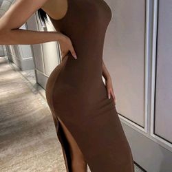 clothing (dresses, pants, sweater, jackets, shorts, victoria secret bras, t-shirts and more ..)