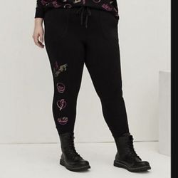 Torrid  Jogger  -  Lovesick Graffiti J- Super Cute
