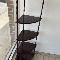 Classic corner shelving unit 