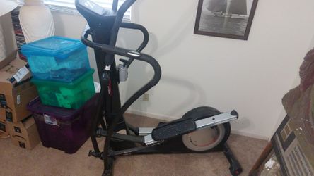 Smooth Fitness elliptical. CE-3,0DS