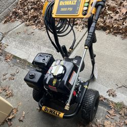Dewalt Pressure Washer 3600 PSI 2.5 GPM