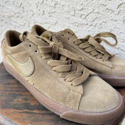 Nike Sb Supreme Blazer Low Gt