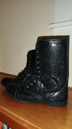 Sparkly lace zip ups