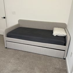 Twin Size Daybed With Trundle