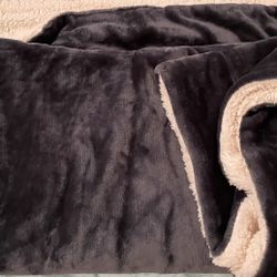 Nice Blanket New