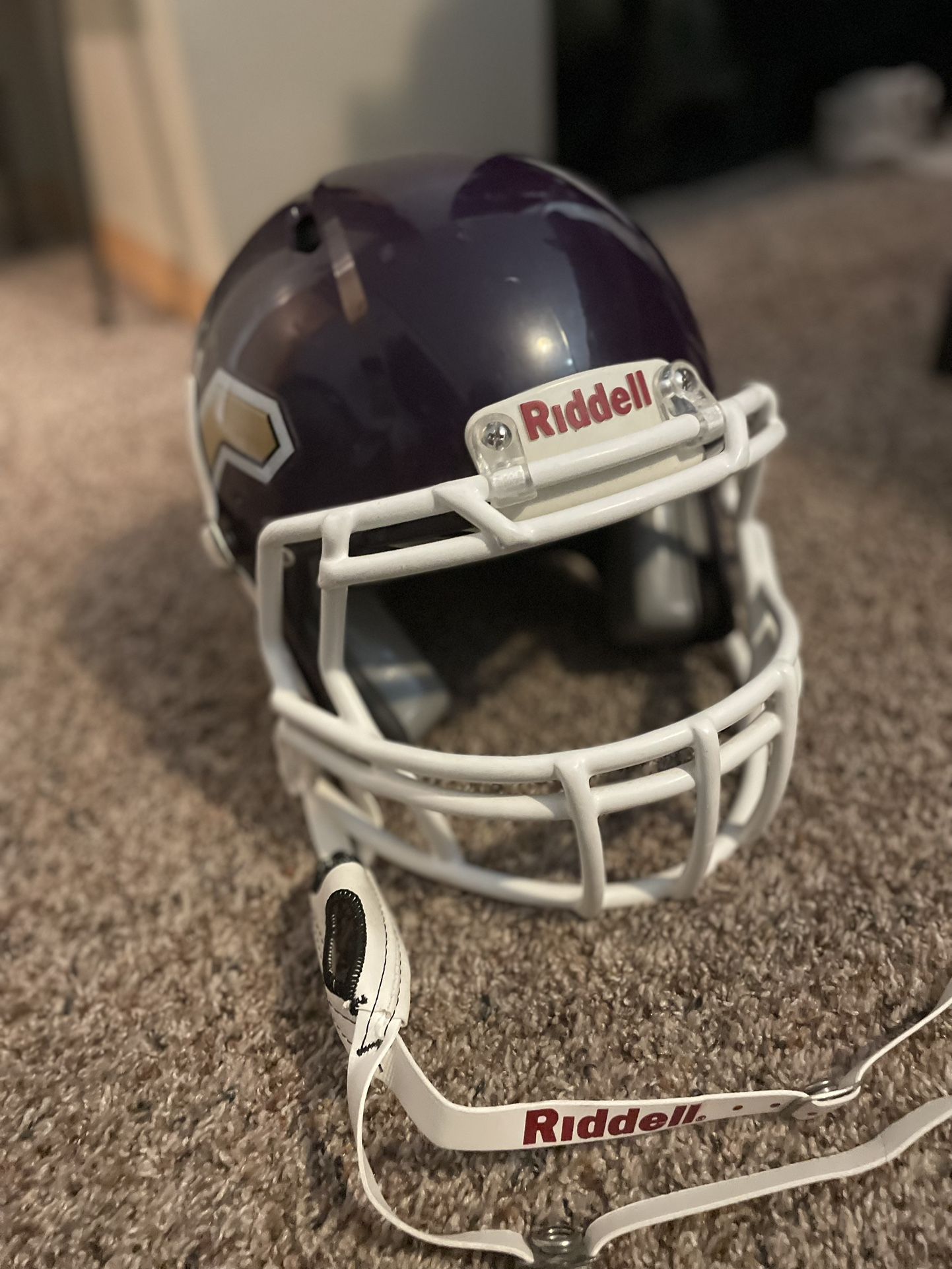 Bud Light x NFL football Helmet for Sale in Hugo, MN - OfferUp