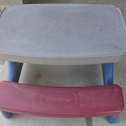 Little Tykes Picnic Table