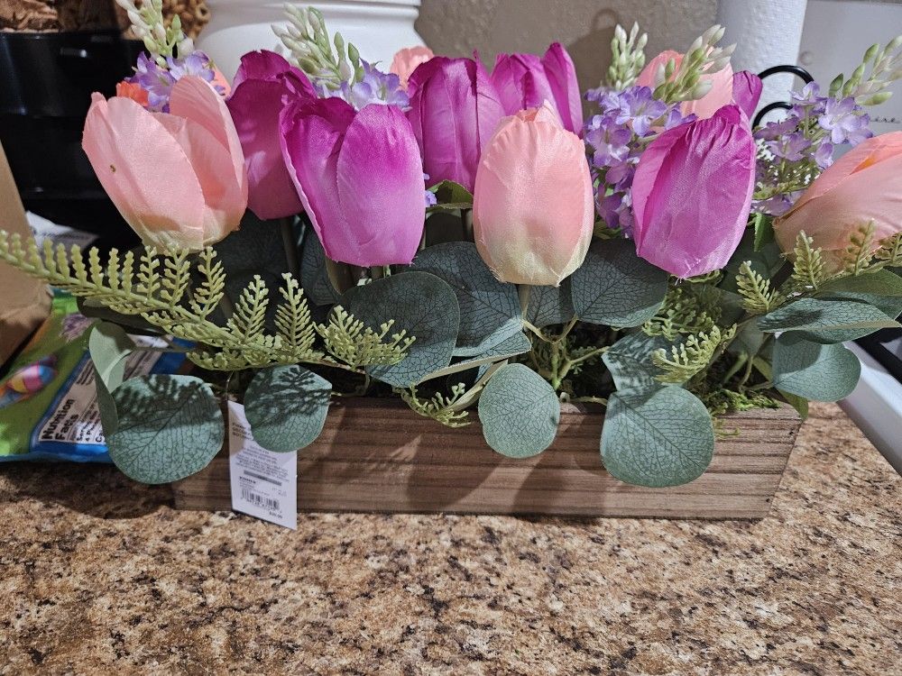 Artificial Tulip Flower Centerpiece Box