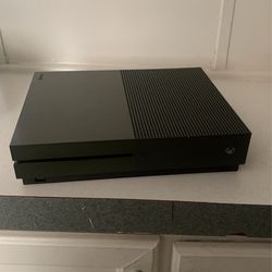 Xbox One S  (Need Gone ASAP 