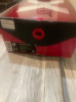 Jordan 11s Gym red, size 9.5 men