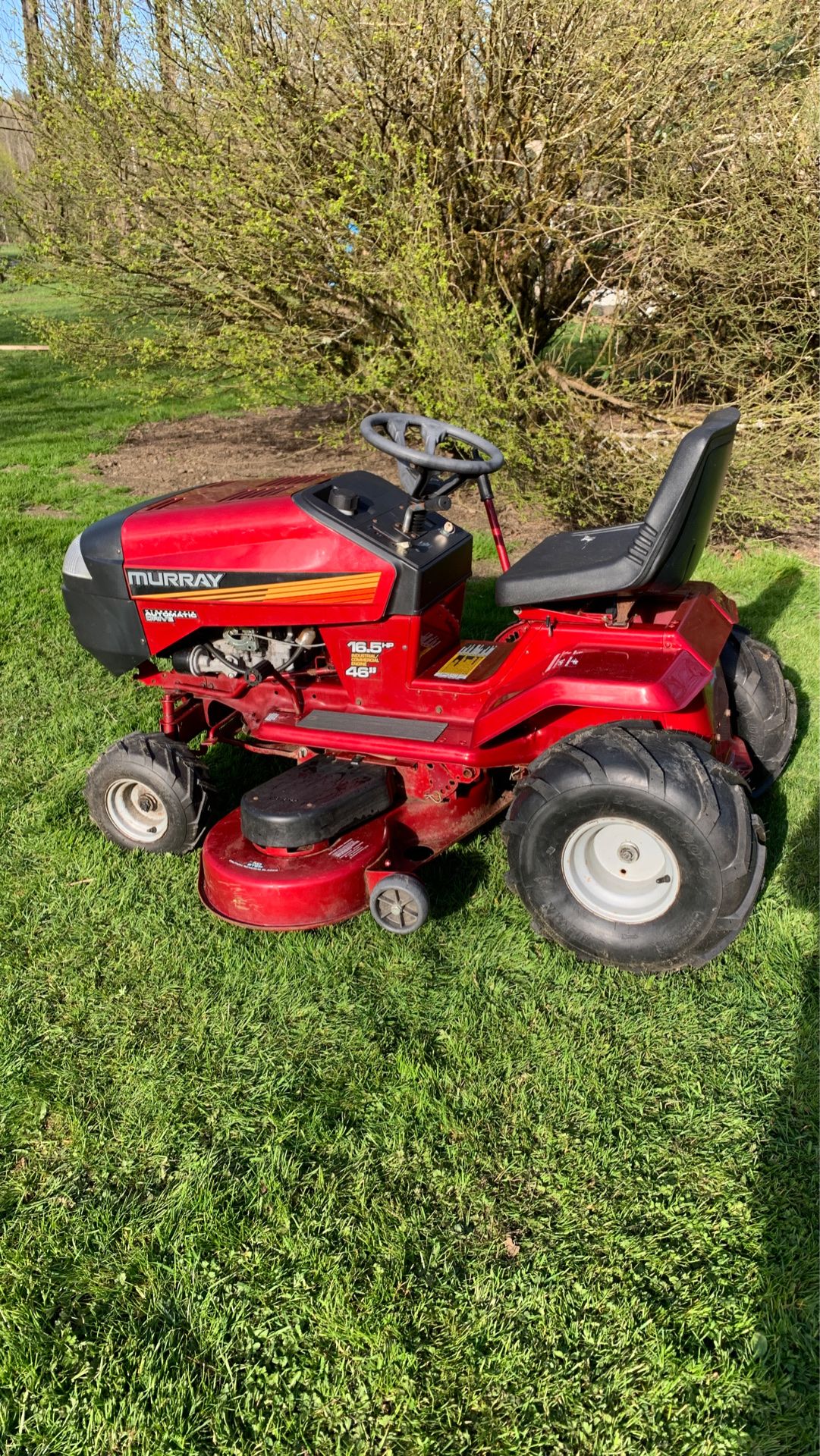 Murray riding lawn mower 16.5hp 46” cut