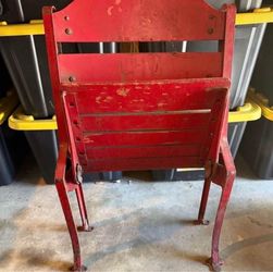 Chicago Stadium “Mad house on Madison” Vintage Wooden Chair Chicago Blackhawks / Bulls - Very Rare!