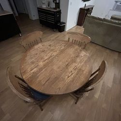 All Oak Table Set With Four Chairs