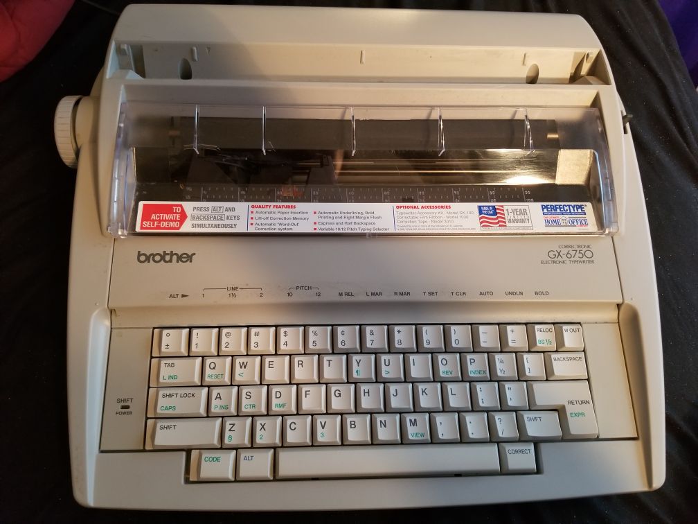 Correctronic GX-6750 Electronic Typewriter by Brother