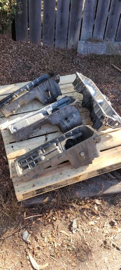 BMW 6 Cyl Oil Pans