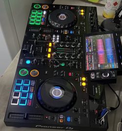 Pioneer XDJ-RX3 All in One DJ Controller - Excellent Condition