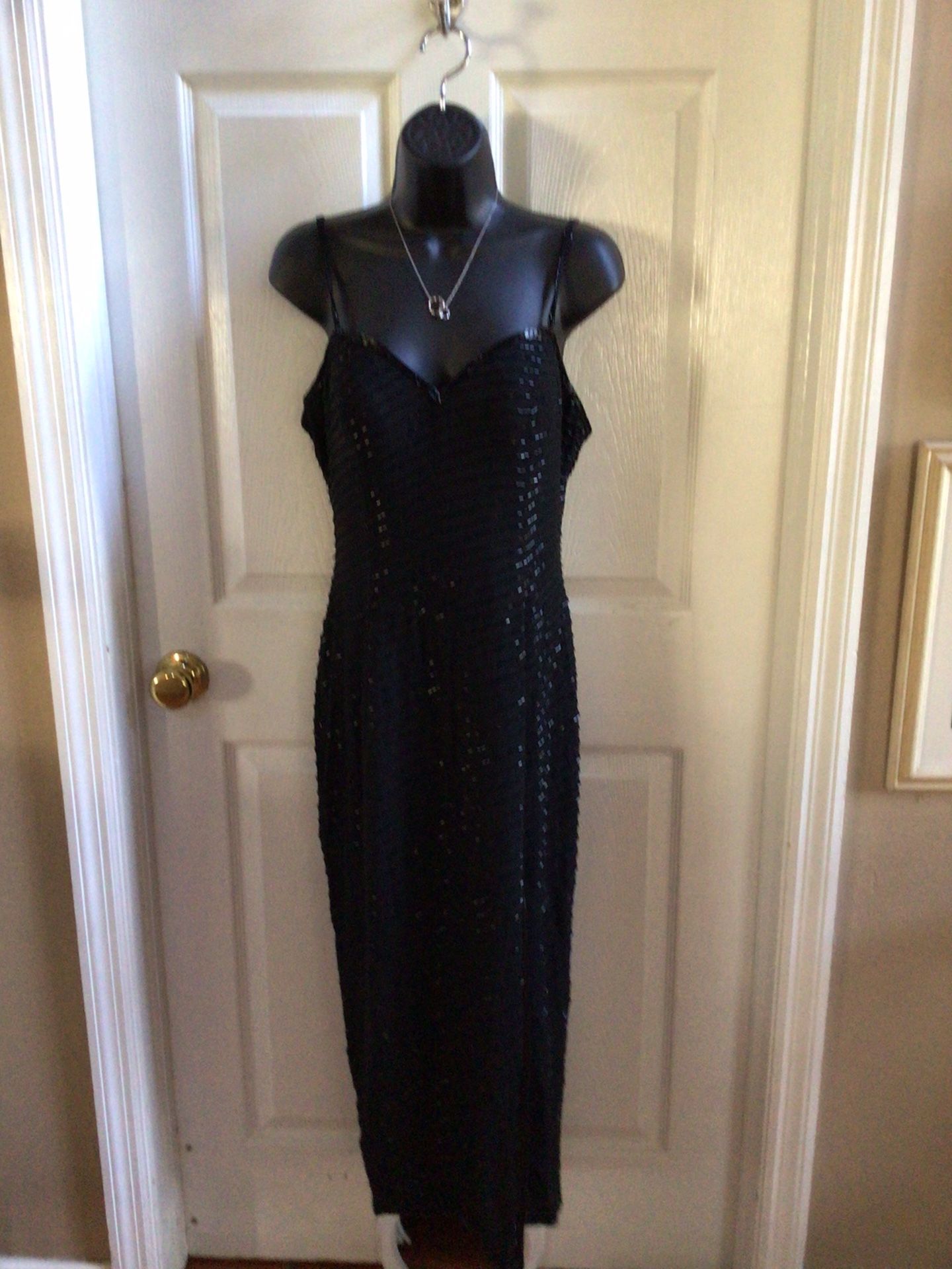 VTG Classic A.J. bari For Lord & Taylor Long Black Formal Beaded Gown Size 10