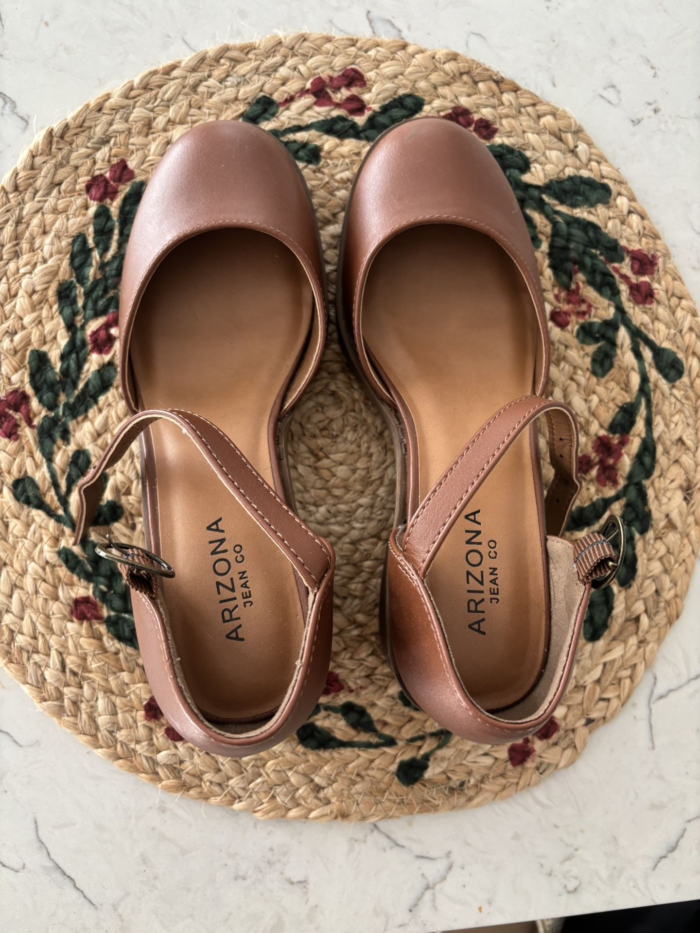 Arizona Jean Co. Mary Jane Block Heels