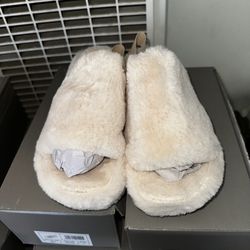 Women’s Fluff Slides