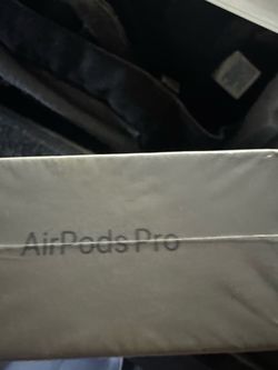 AirPods