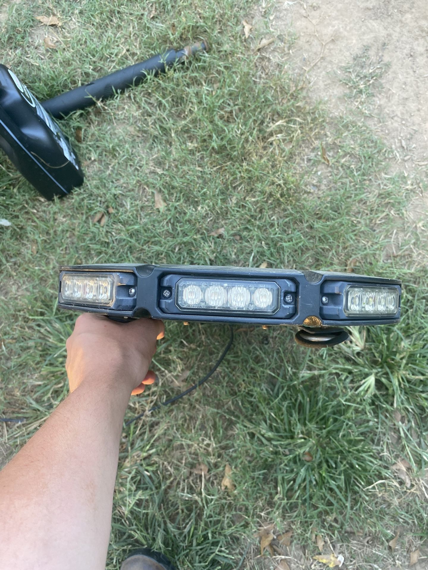 Emergency Lights (Amber&white) Color