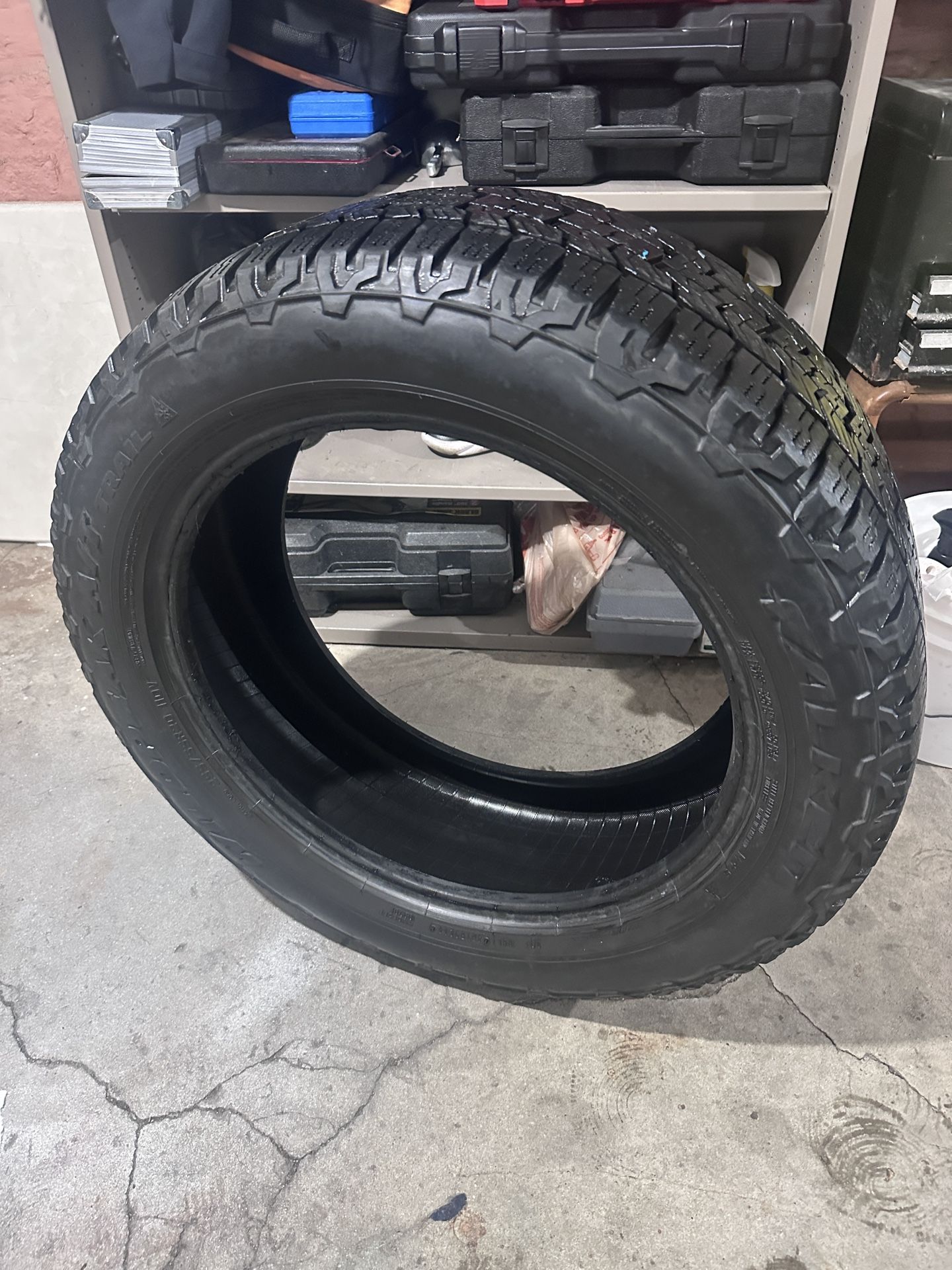 tire 255/55/R20