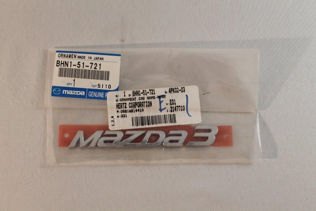 Mazda 3 New OEM rear MAZDA3 chrome emblem BHN1-51-721
Logo