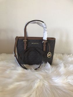 Michael Kors Jet Set Travel XS Logo Tote Bag