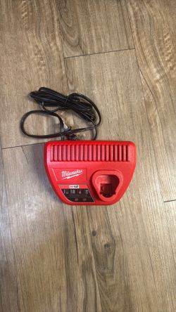 Milwaukee m12 charger