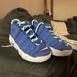 Kids Nike Air More Uptempo, Size 11c. 