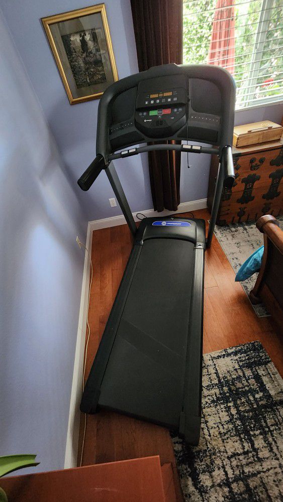 Treadmill Used Once