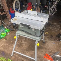 Portable Table Saw 