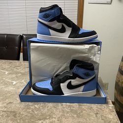 Jordan 1 University Blue 