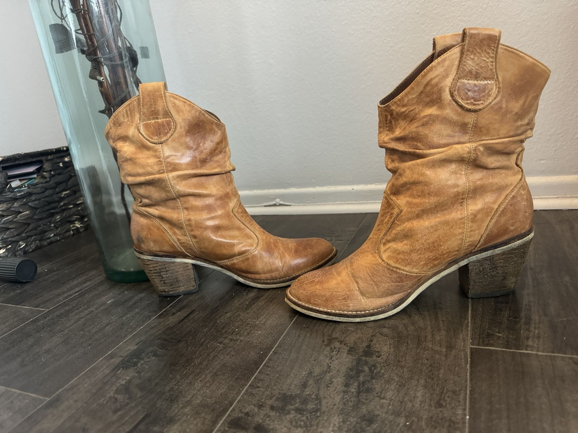 Aldo Slouchy Boots , Cowgirl Boots , Women Boots