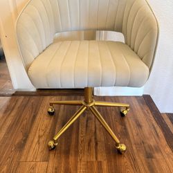 New Desk Chair