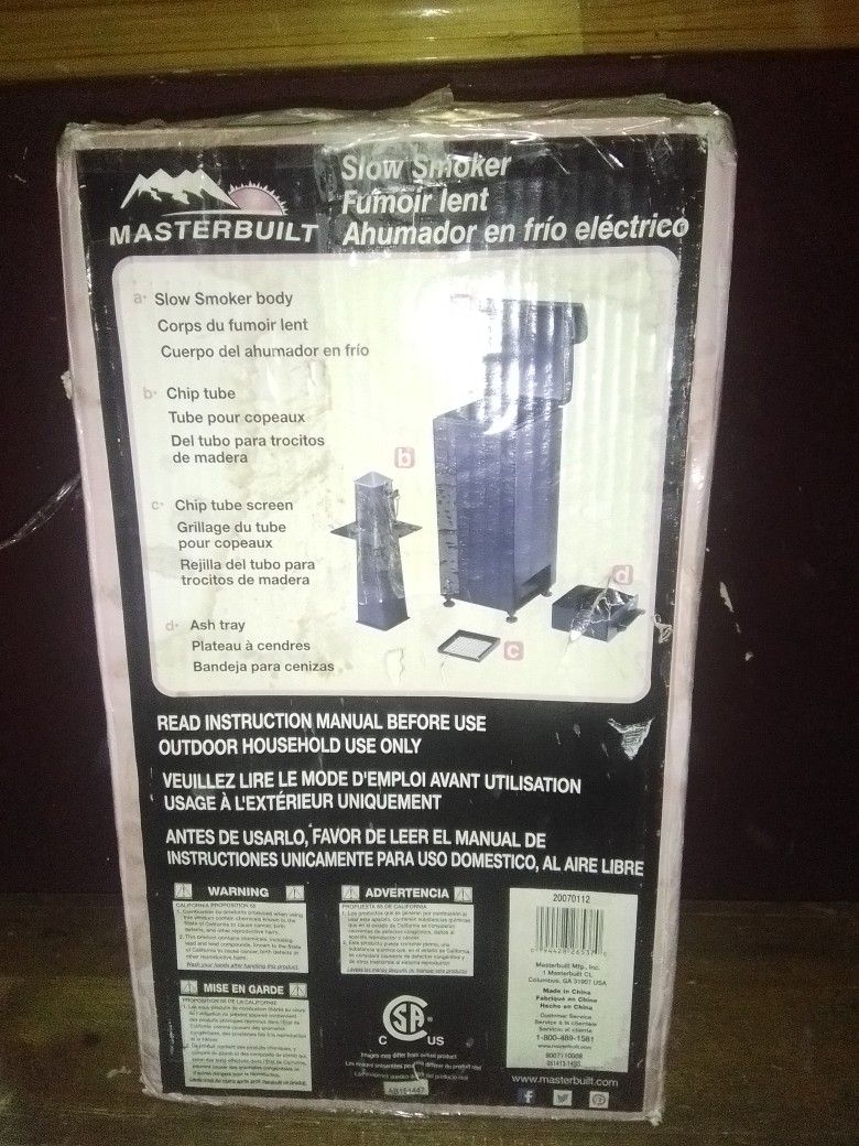 MASTERBUILT, Slow Smoker, Color Black,. Size 18in -- 10 In All Four Side's