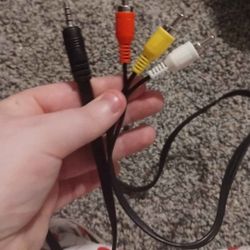 Random TV Adapter  Roseville Ohio Pick Up Cash Or Chime Payment Only 