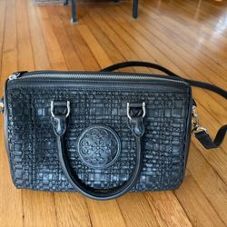 New Brighton Vereda Satchel style #H37893) from the Ferrara Collection.