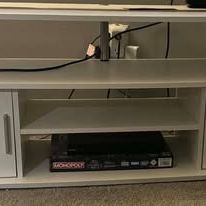 ✨ Sleek Modern TV Stand – MOVING / MUST GO! ✨