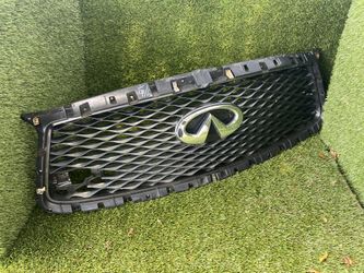 Infiniti Q60 Grill With Emblem