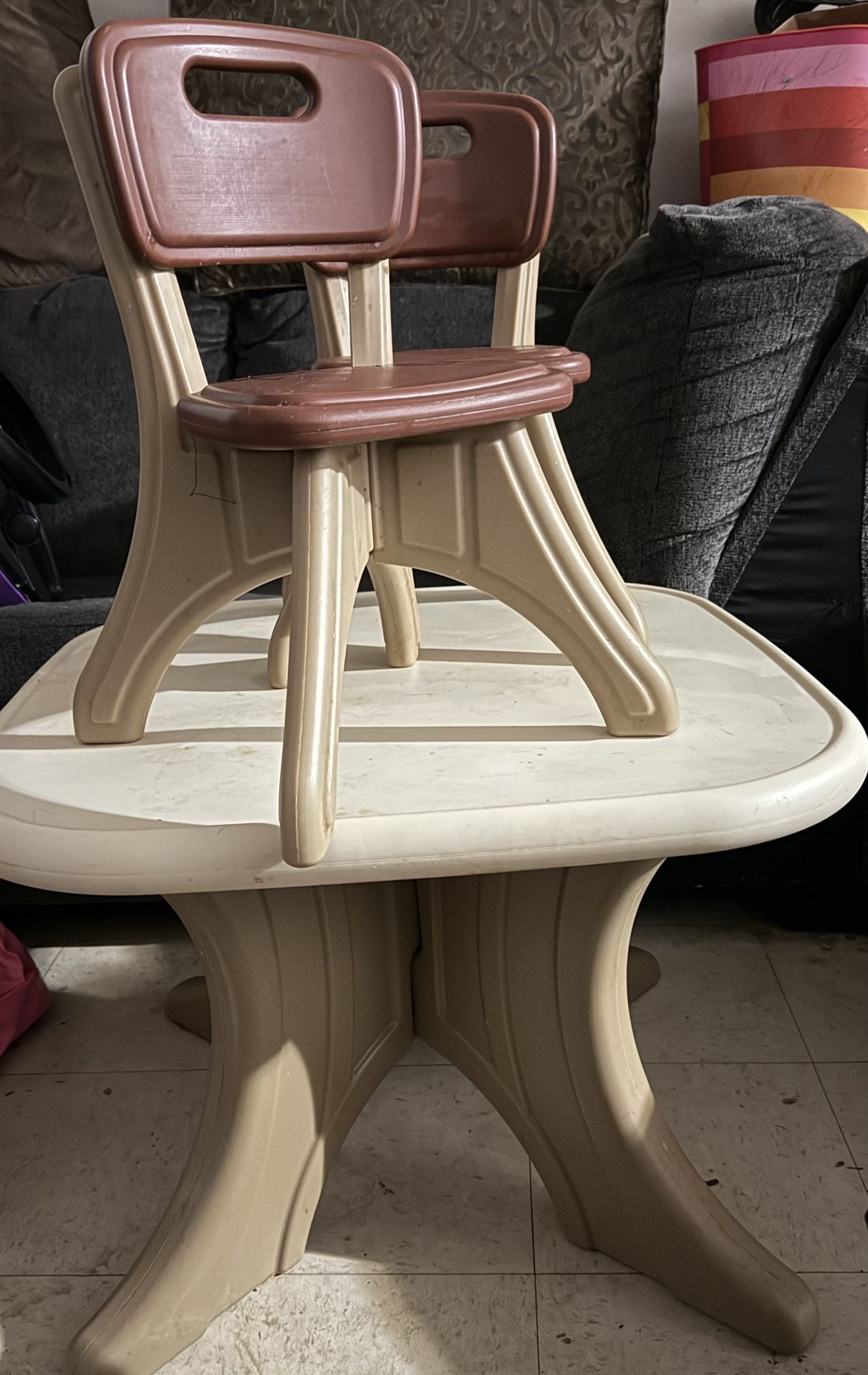 Step2 Traditions Table & Chairs Set