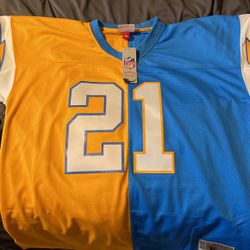 *New/Never Worn* Tomlinson Jersey XL