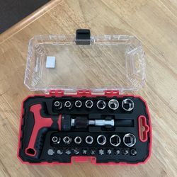 Amazon Basics Ratchet Set