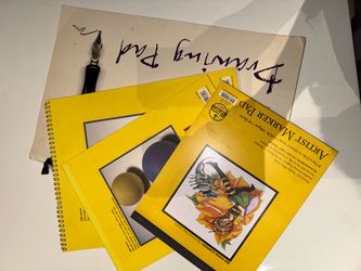 New sketch/drawing pads lot