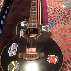 Acoustic Bass (bajoloche )