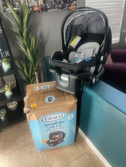 Brand New Graco Snug Ride Lite LX infant car seat black and Gray