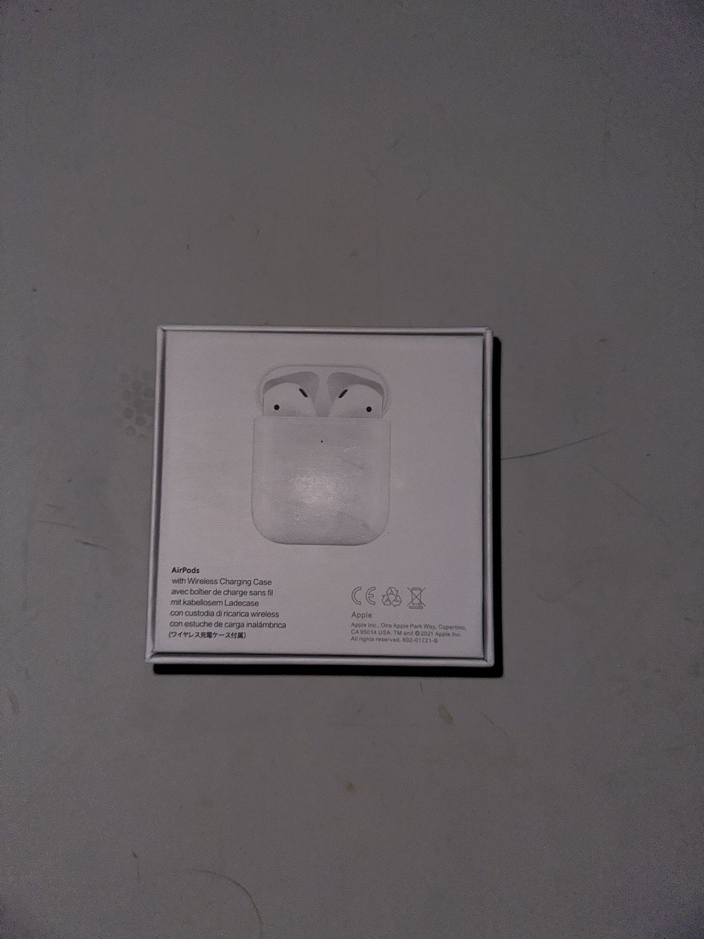 Apple AirPods 1st Generation 