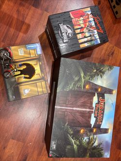 SDCC Jurassic Park exclusive outhouse / jimmy buffet street shark