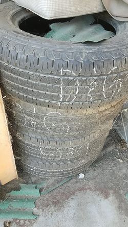 Tires 225/70/16
